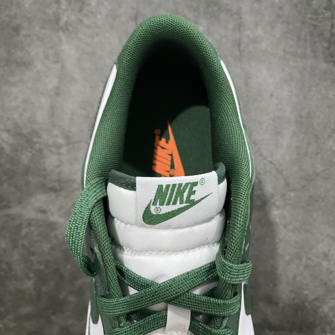 图片[8]-FC天花板级别 市场最强版 NK SB Dunk Low Pro \” Team Green \” 白绿 \” 欢迎对比任何市售版本！一切仅还原原鞋品质！ 材料！版型！细节全部市场最顶尖工艺 图片拍不出实物那种惊艳的感觉 大哥们可以报货来看品质 顶尖工艺 市场货没有可比性！ 货号： DD1391-101 尺码：36 36.5 37.5 38 38.5 39 40 40.5 41 42 42.5 43 44 44.5 45 46 47.5-选品中心
