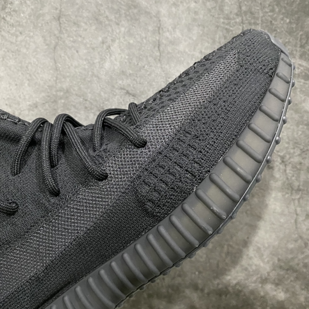 图片[7]-S2版本Yeezy350\’\’Onyx \” 黑鱼丝 HQ4540 巴斯夫原料大底 脚感非常舒适 价格定位十分亲民 可以零售高价的版本 值得推荐 尺码：36 36.5 37 38 38.5 39 40 40.5 41 42 42.5 43 44 44.5 45 46 47 48-选品中心