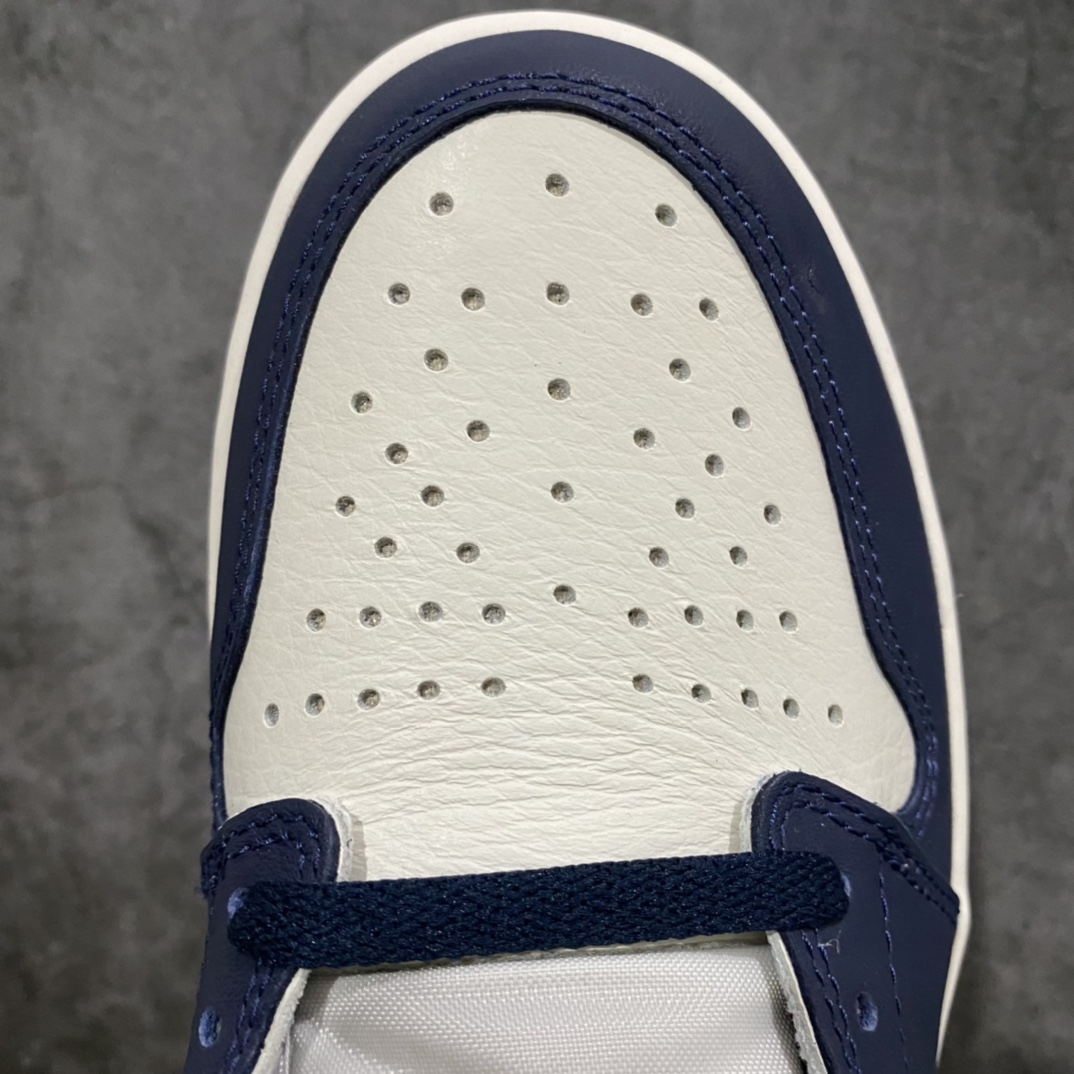 图片[5]-莞产纯原AJ1黑曜石全码补货 除了LJR外 此版本我见过最好的版本 全鞋使用原厂皮料打造 鞋型同步原鞋 后跟完美小蛮腰弧度 电脑针车完美走线 超高清洁度 飞翼压印深度完美 找不到任何缺点的版本 零售高价必备版本 货号：555088-140 尺码：40.5-47.5-选品中心