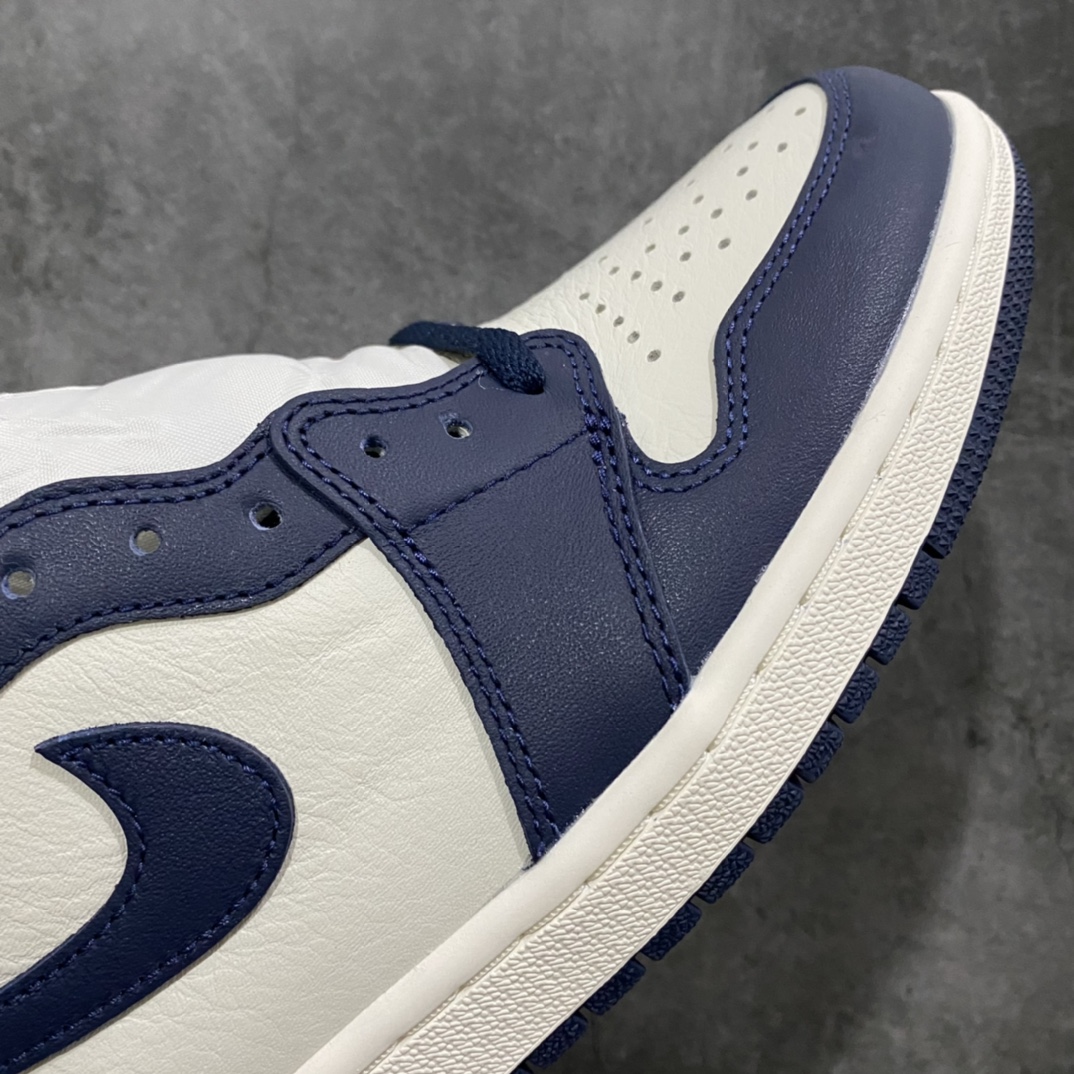 图片[6]-莞产纯原AJ1黑曜石全码补货 除了LJR外 此版本我见过最好的版本 全鞋使用原厂皮料打造 鞋型同步原鞋 后跟完美小蛮腰弧度 电脑针车完美走线 超高清洁度 飞翼压印深度完美 找不到任何缺点的版本 零售高价必备版本 货号：555088-140 尺码：40.5-47.5-选品中心