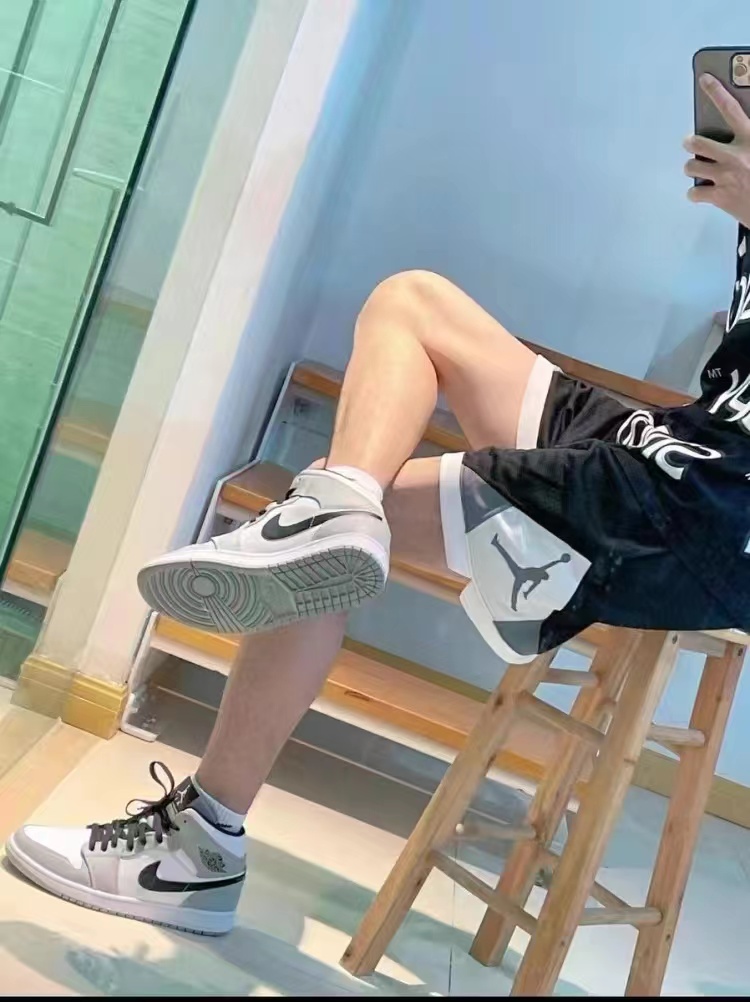 JordanAJ Fast-Dry Basketball Shorts in Black and White, Available in Multiple Sizes - 图片 2