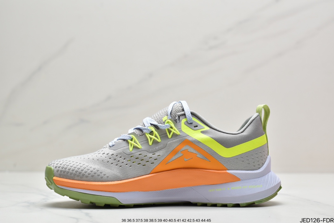 150 真标耐克Nike 涡轮增压马拉松慢跑鞋 Nike 首度结合全掌DJ6158
