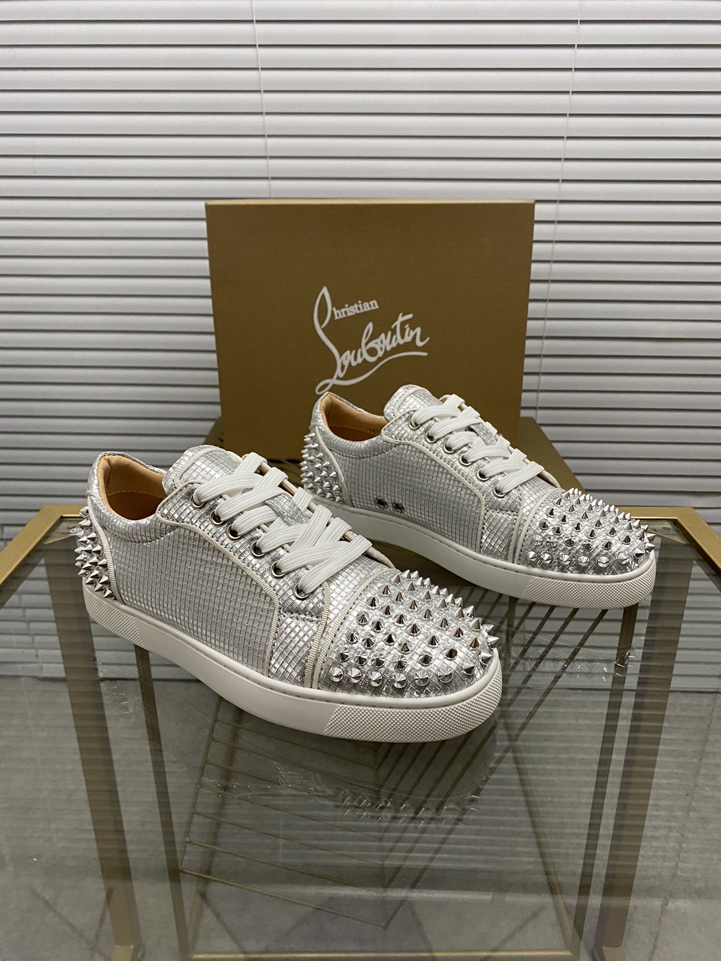 precio de fábrica. christian louboutin (CL zapatos inferiores rojos) serie contador, parejas boardsh
