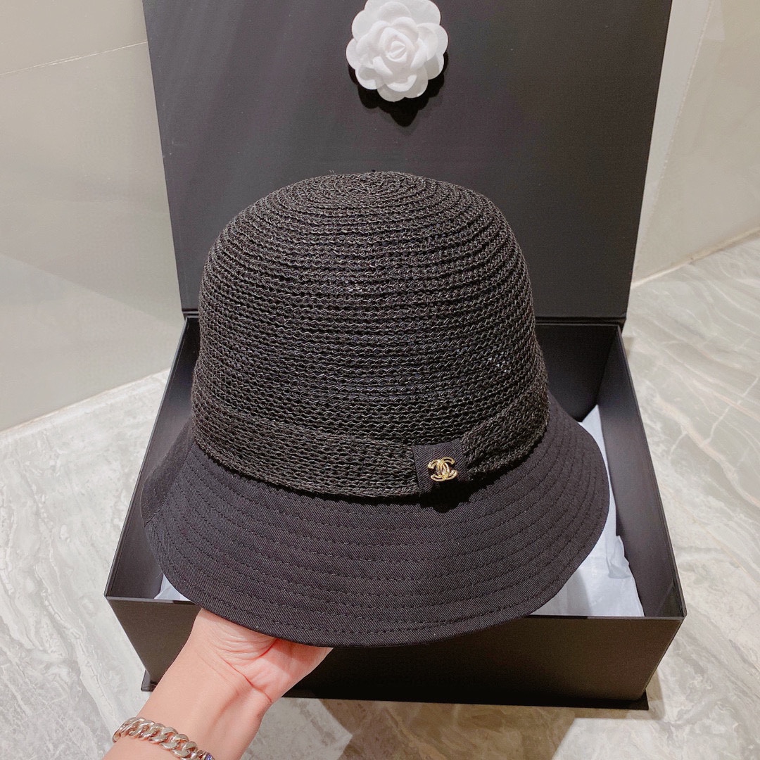 Chanel香奈儿拼接设计草帽