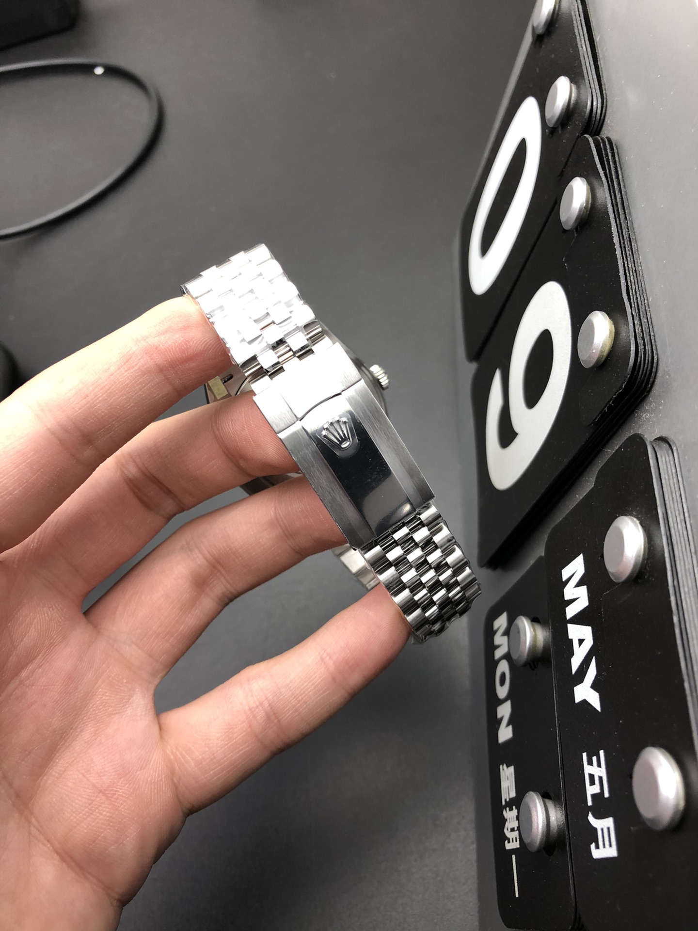 Rolex 灰日志