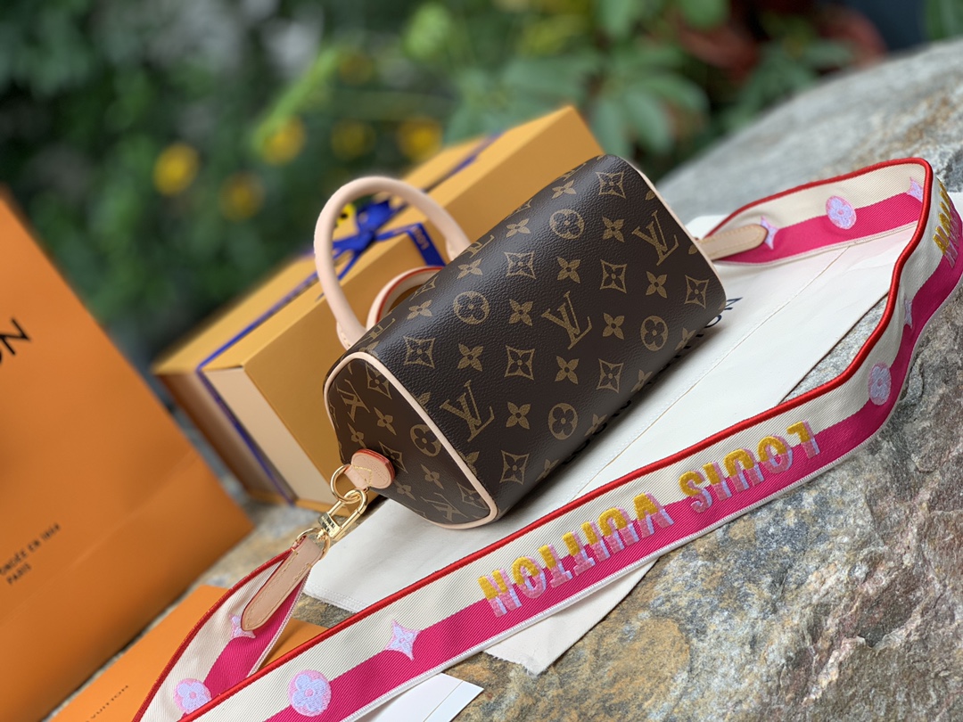 🌼 m45948粉肩带尺寸20 x 13 x 12CM百分百原厂货！S🌼Peedy Bandoulièr