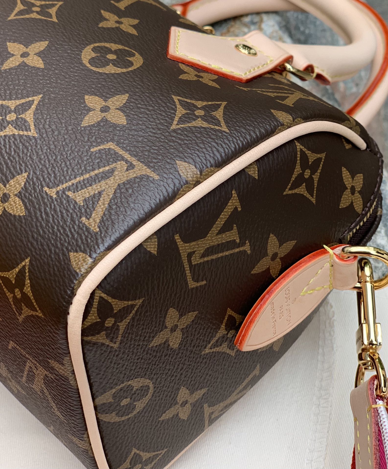 🌼 m45948粉肩带尺寸20 x 13 x 12CM百分百原厂货！S🌼Peedy Bandoulièr