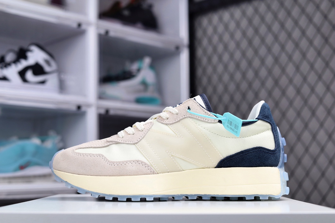 G5 New Balance/新百伦 采用翻毛皮及染色牛津布料拼接构成，中底高弹EVA发泡材质加持满丁防滑橡胶外底上世纪 70 年代的意大利街头风格NB新百伦New Balance MS327系列复古休闲运动慢跑鞋996TD