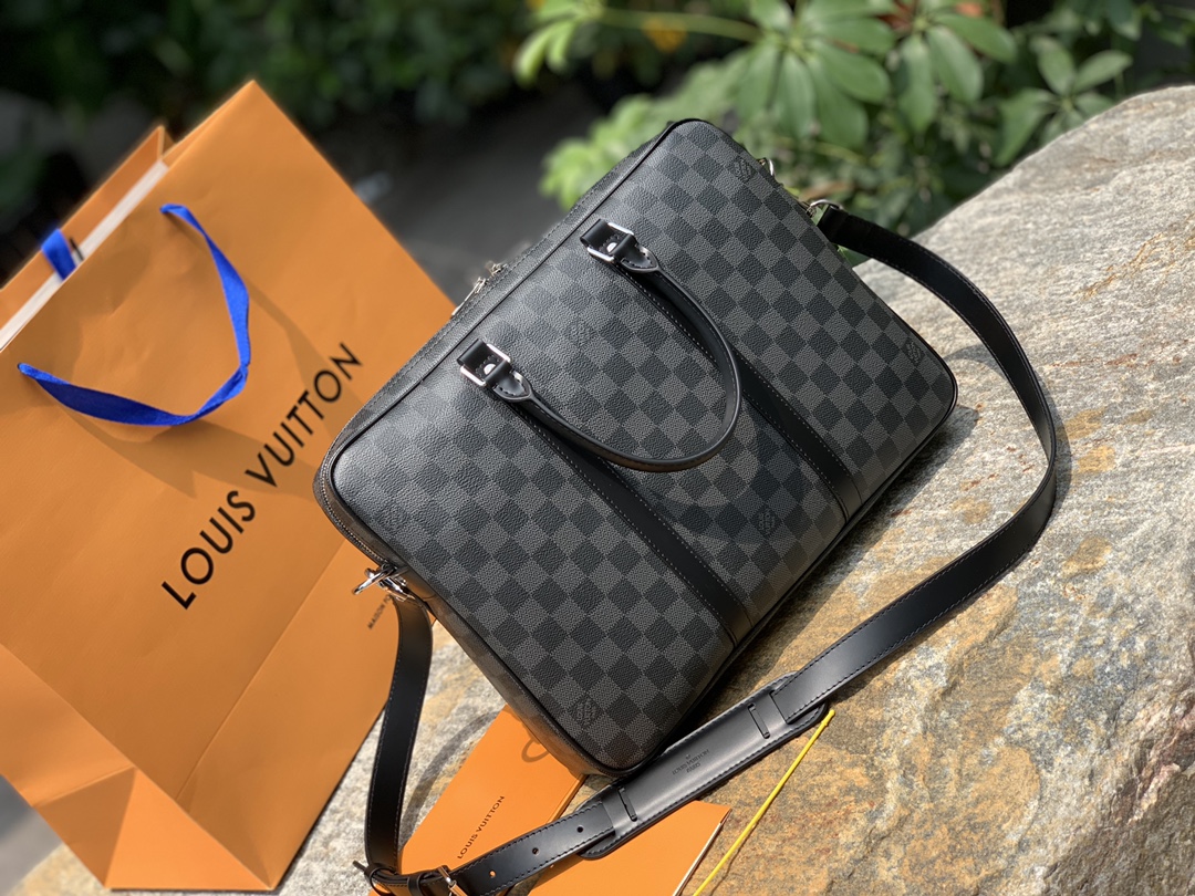 🌼 m41478尺寸35 x 27 x 6 CM代理们都关注的品质：咱们进口原厂渠道好物，任何角度看每一