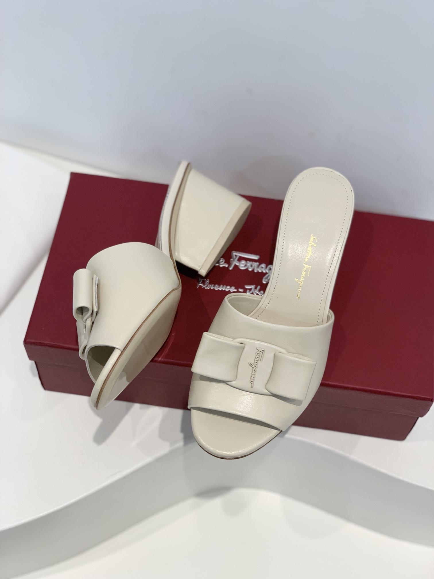 码数34/35/36/37/38/39/4034.40定制不退换SFsalvatoreFerraga*o