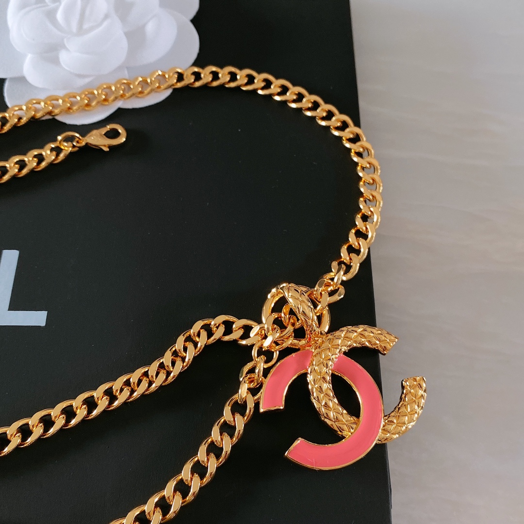 chanel spring and summer new products metal and resin gold and white, pink, black brass gold metal one size