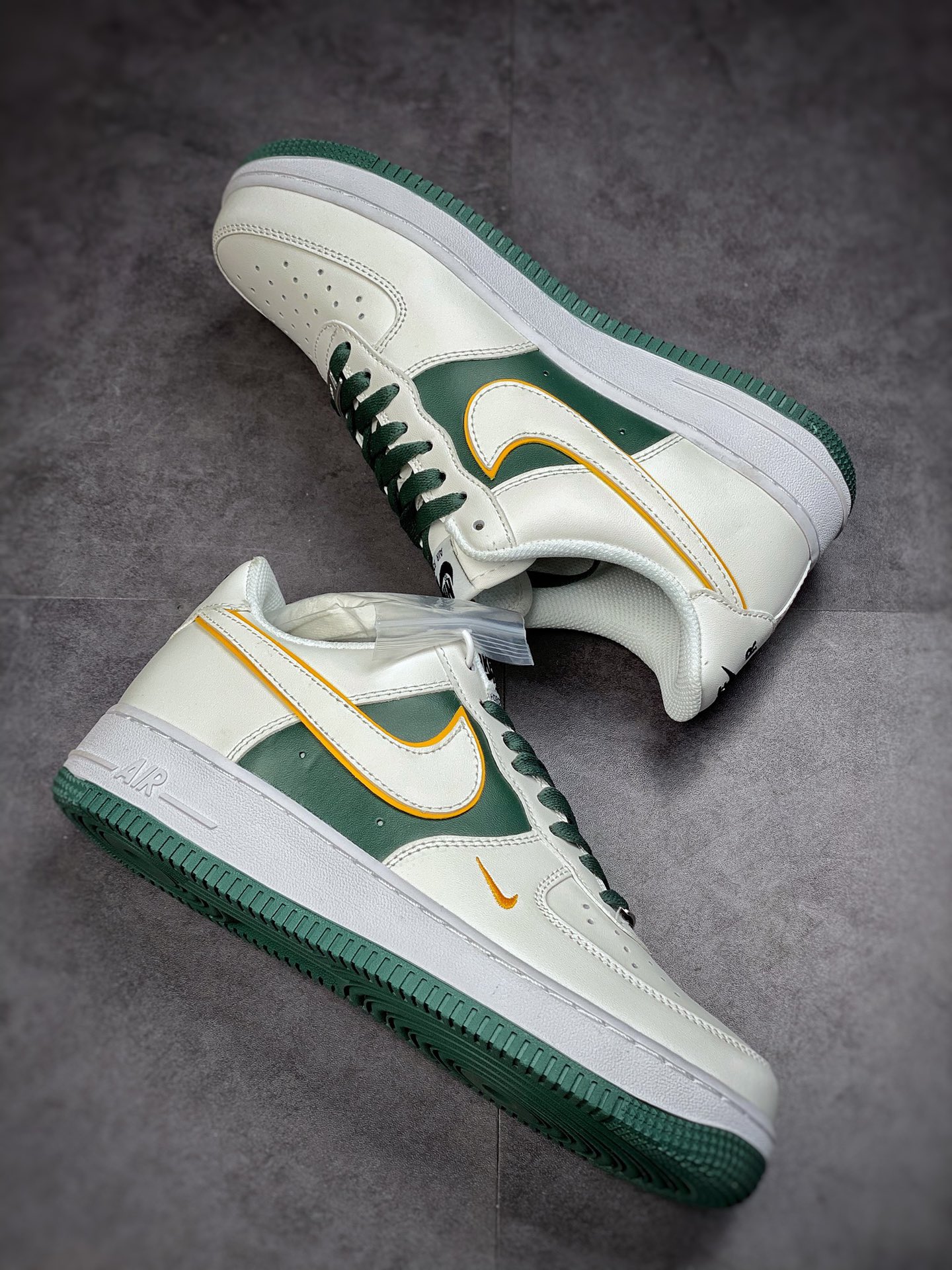 240 Nike Air Force 1 Low 07 白绿拼接 #原楦头原纸板 BS8861-202