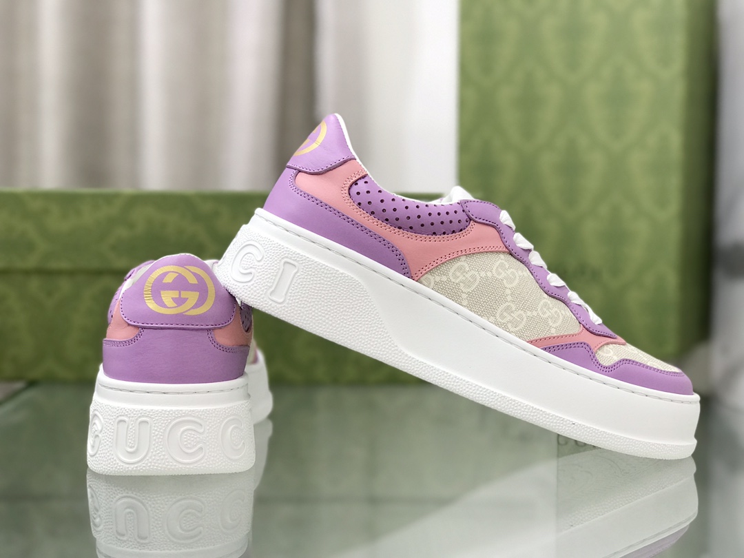Gucci GG-Stamped Sandals: Fun Retro Look in New Series, Various Sizes Available - 图片 3