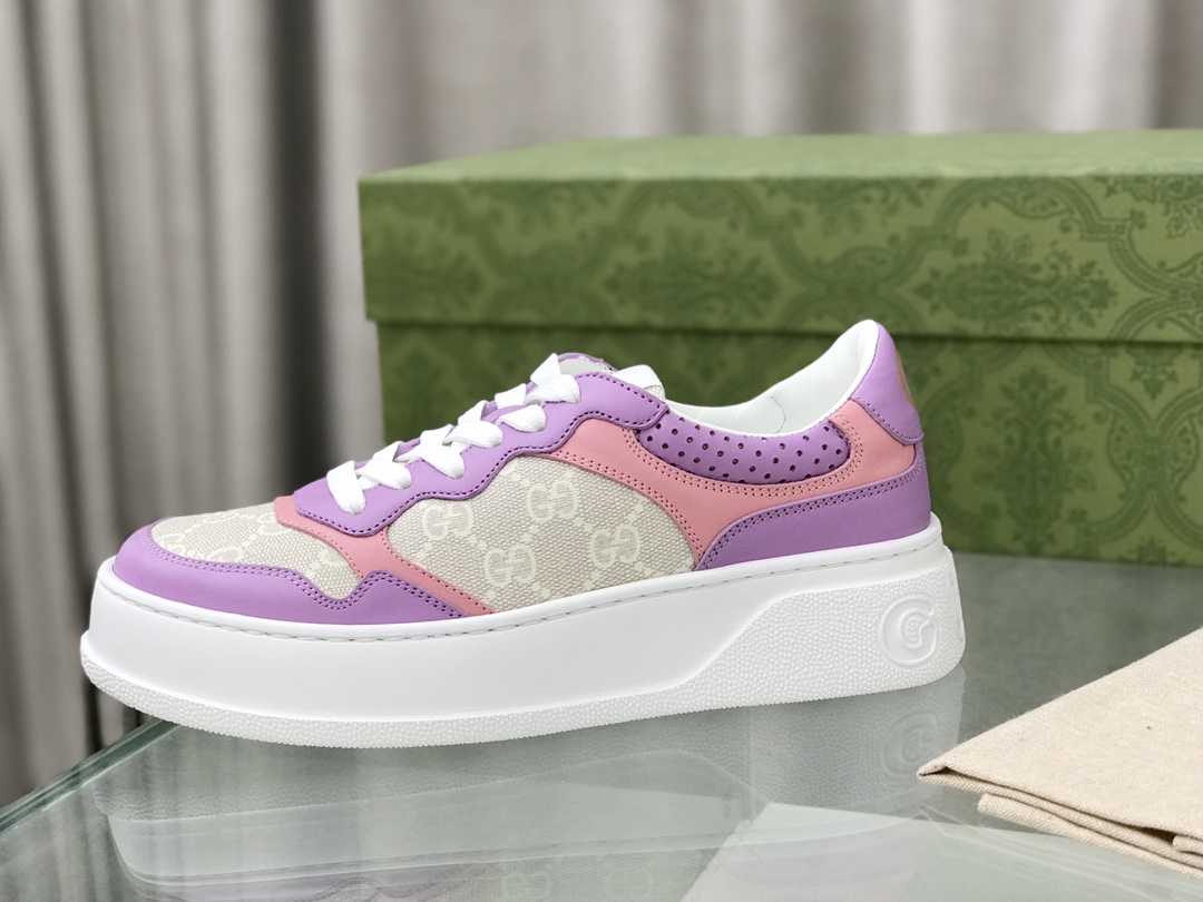 Gucci GG-Stamped Sandals: Fun Retro Look in New Series, Various Sizes Available - 图片 5