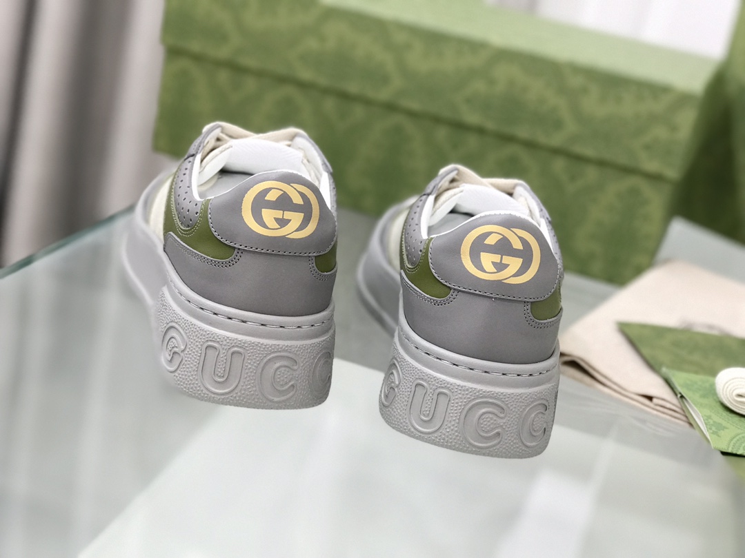 Gucci GG-Stamped Sandals: Fun Retrospect Design for Men and Women - 图片 7