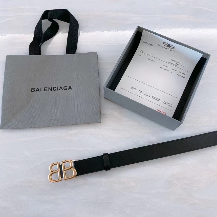 Balenciaga BB Paris-Style Belt Highlights Trim Design with Double-Faced Detail - 图片 1