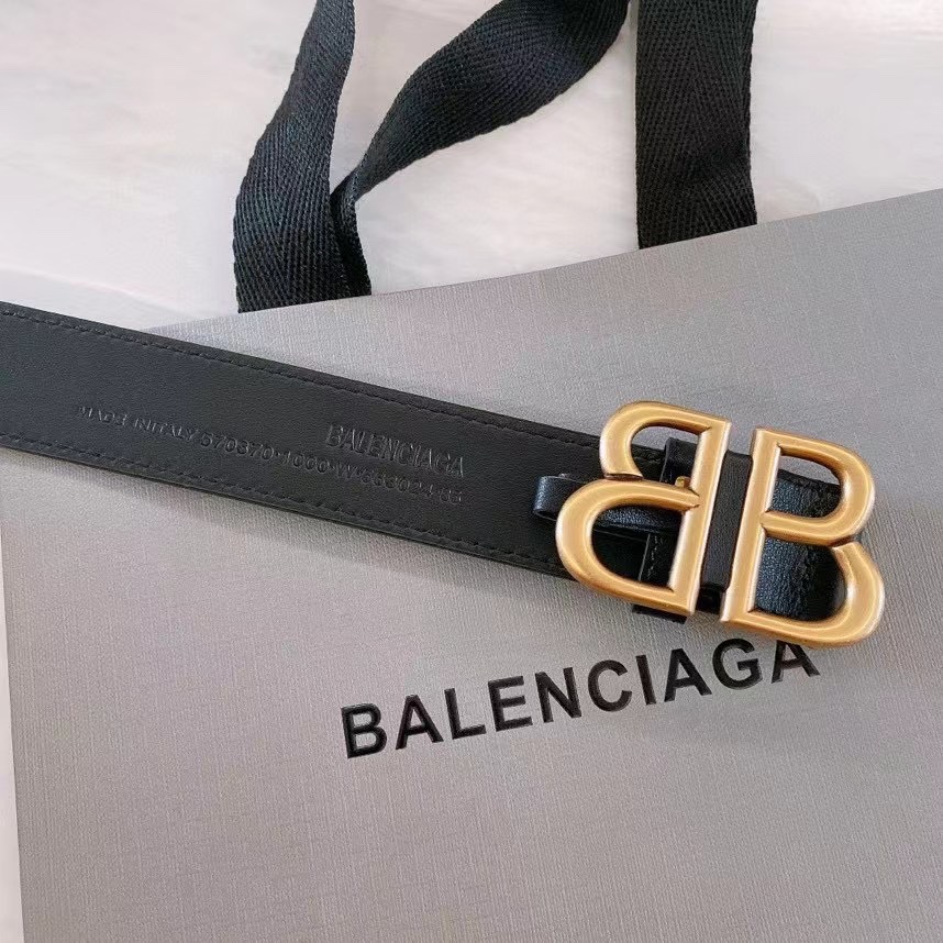 Balenciaga BB Paris-Style Belt Highlights Trim Design with Double-Faced Detail - 图片 6