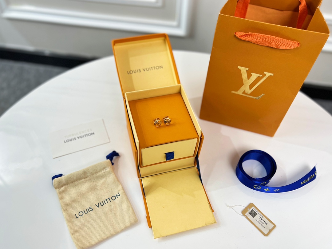 Louis Vuitton 路易威登 lv耳钉耳环