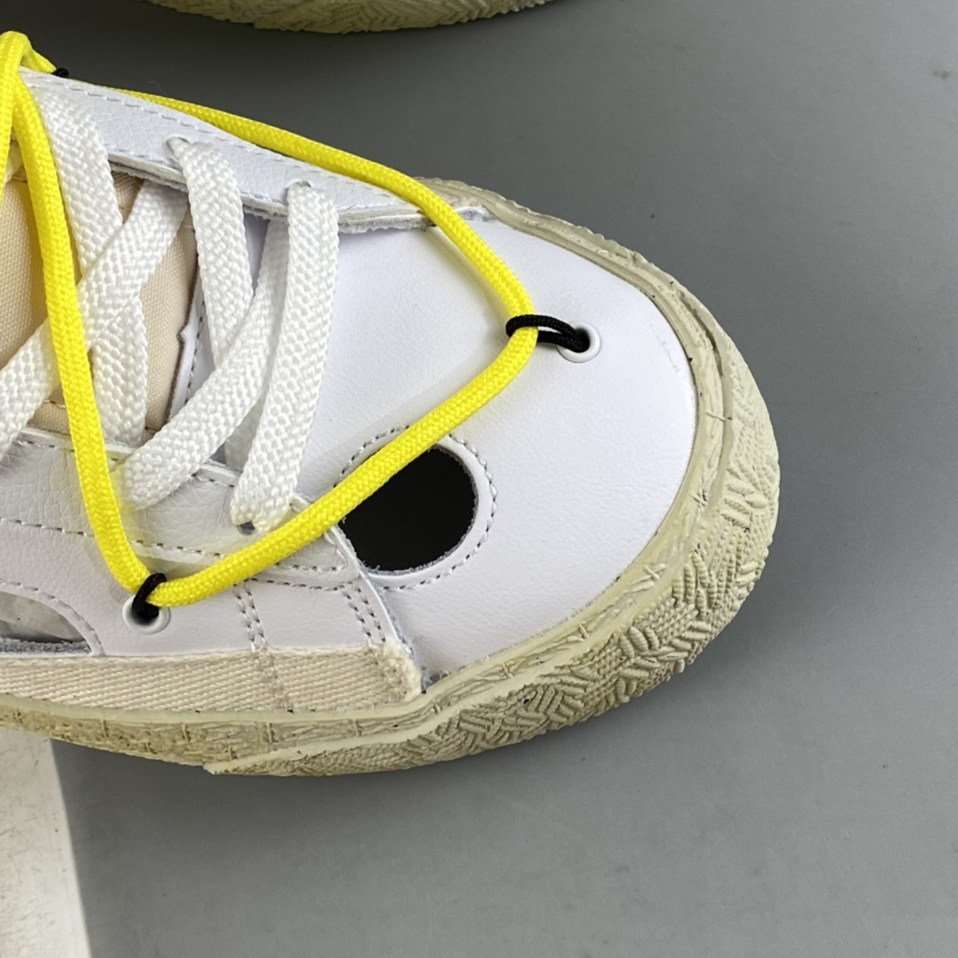 P240 OF x Nike Blazer Low 联名款全新解构风开拓者低帮板鞋 DM7901-200