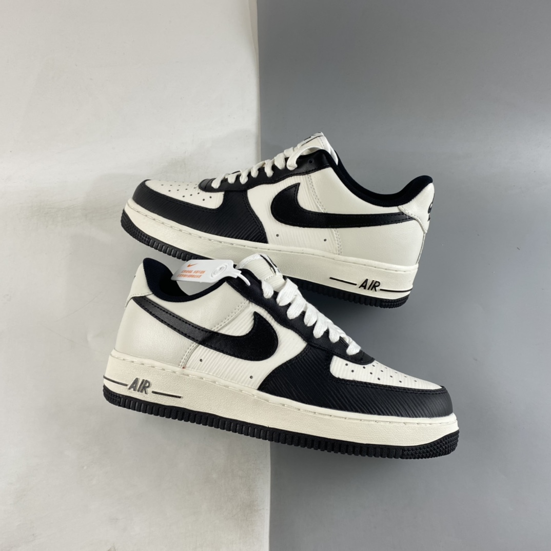 P220 Nike Air Force 1’07 Le 黑白条纹印花 空军一号低帮休闲运动板鞋 CJ1391-121