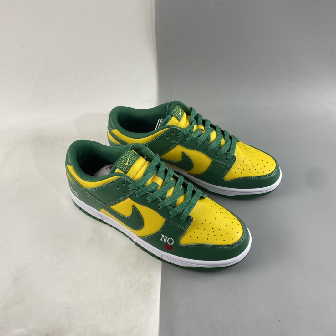P340 Supreme x Nike SB Dunk Low 联名款SB低帮运动休闲板鞋 DO7412-983