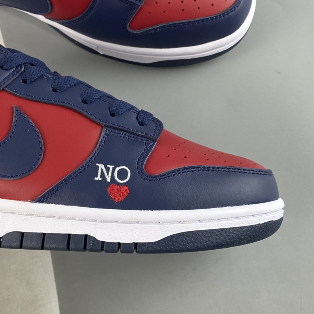 P340 Supreme x Nike SB Dunk Low 联名款SB低帮运动休闲板鞋 DO7412-982
