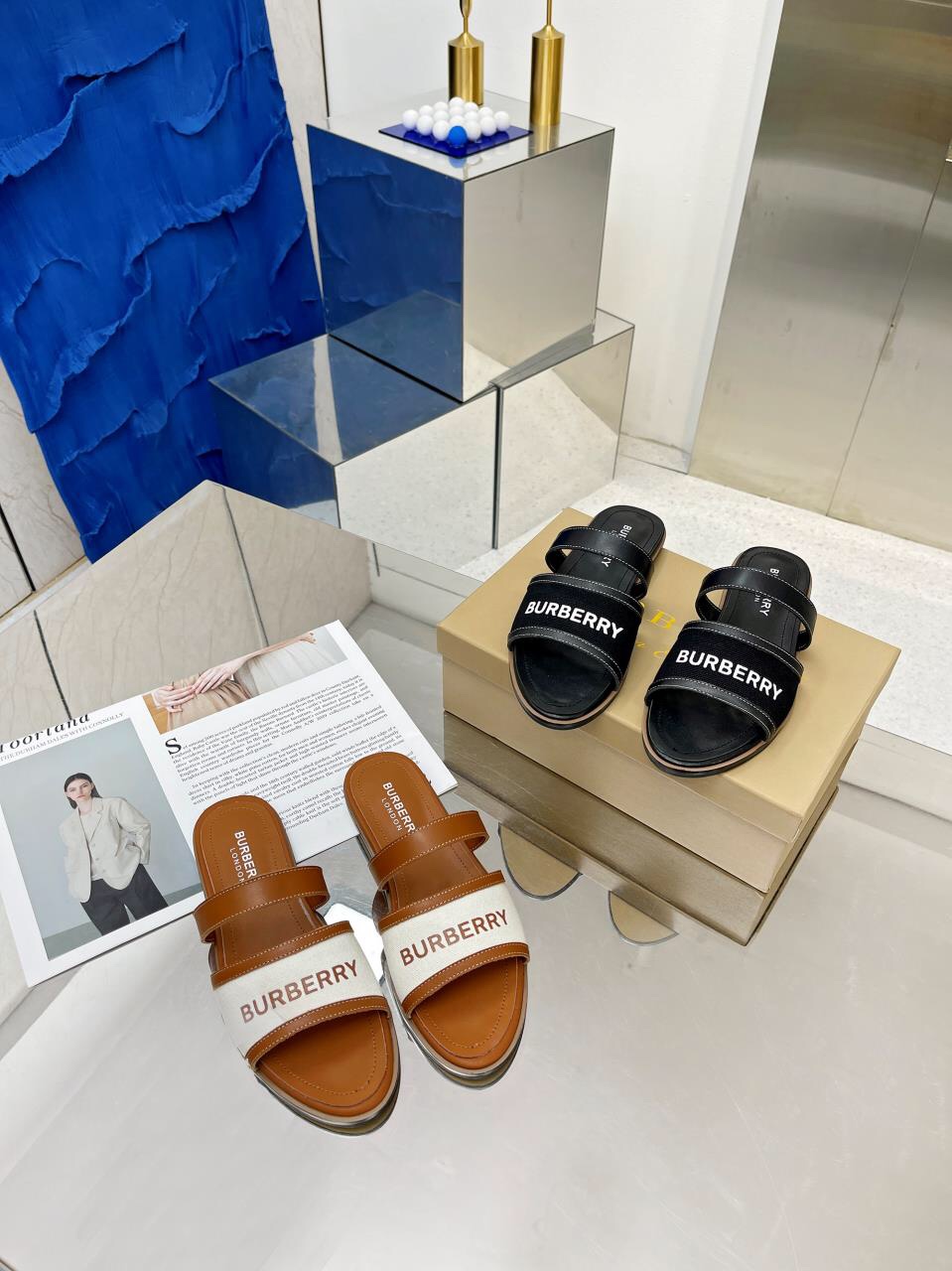 “Sulfurized Burberry Barborie Flat-Bed Slippers with Sheepskin Lining and Anti-Sliding Bottom” - 图片 7