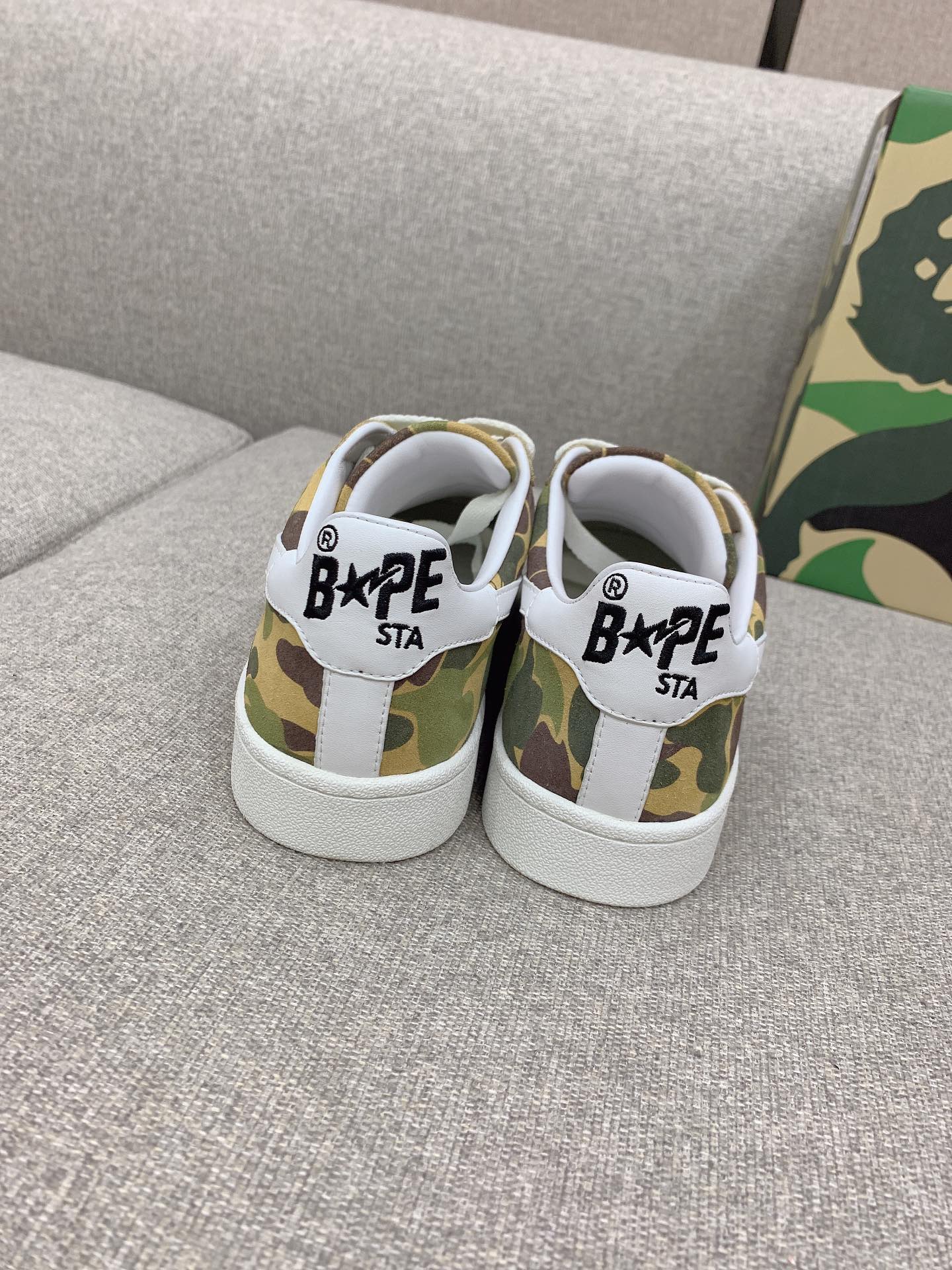 New Bathing Ape Shellhead Recreational Shoes, Fabric & Sheep Skin, Sizes 35-39, $650. - 图片 7