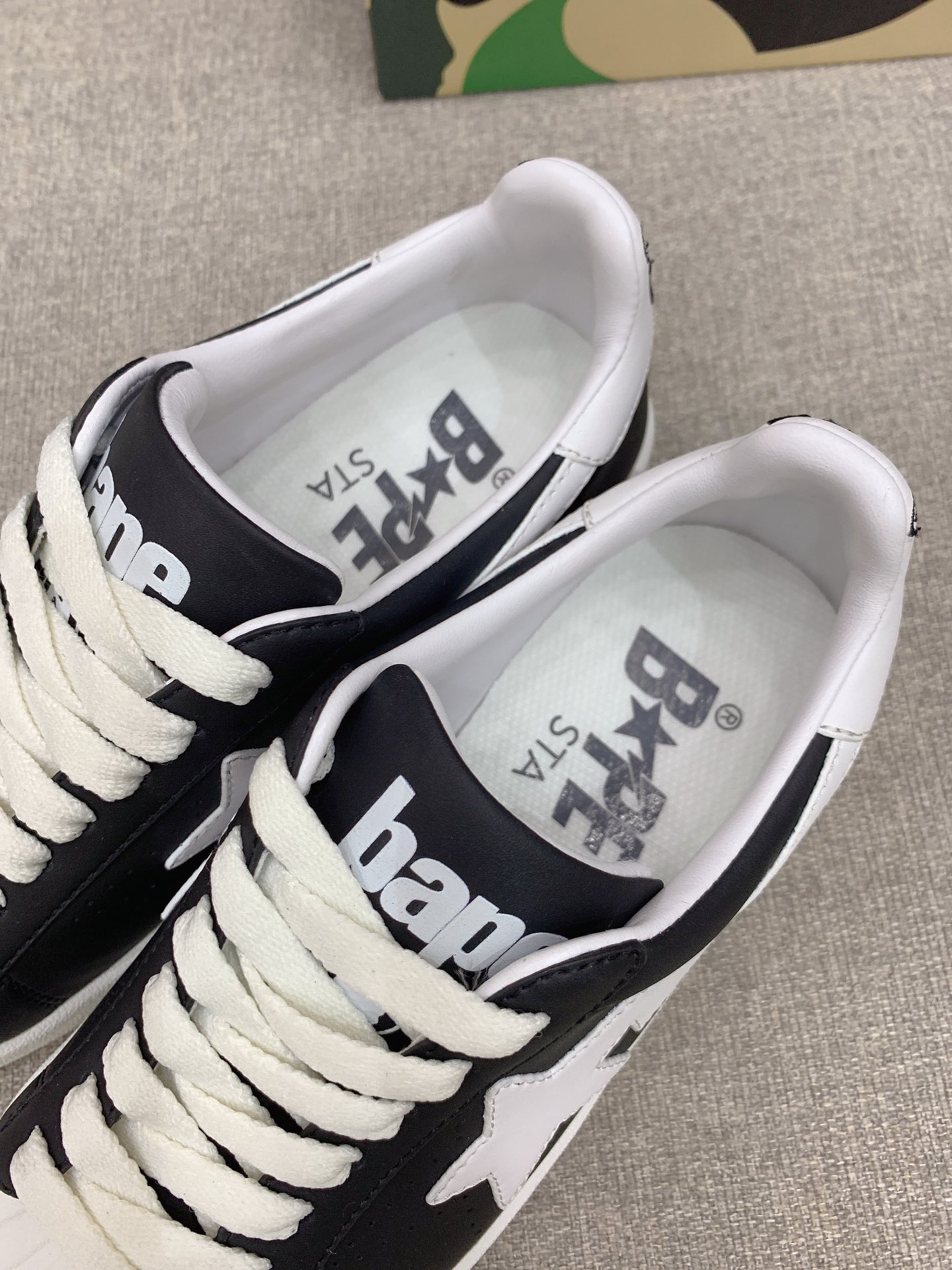 A Bathing Ape Shellhead Recreational Shoes, Fabric Cattle Skin, Sheep Skin Inside, Size 35-39. - 图片 5