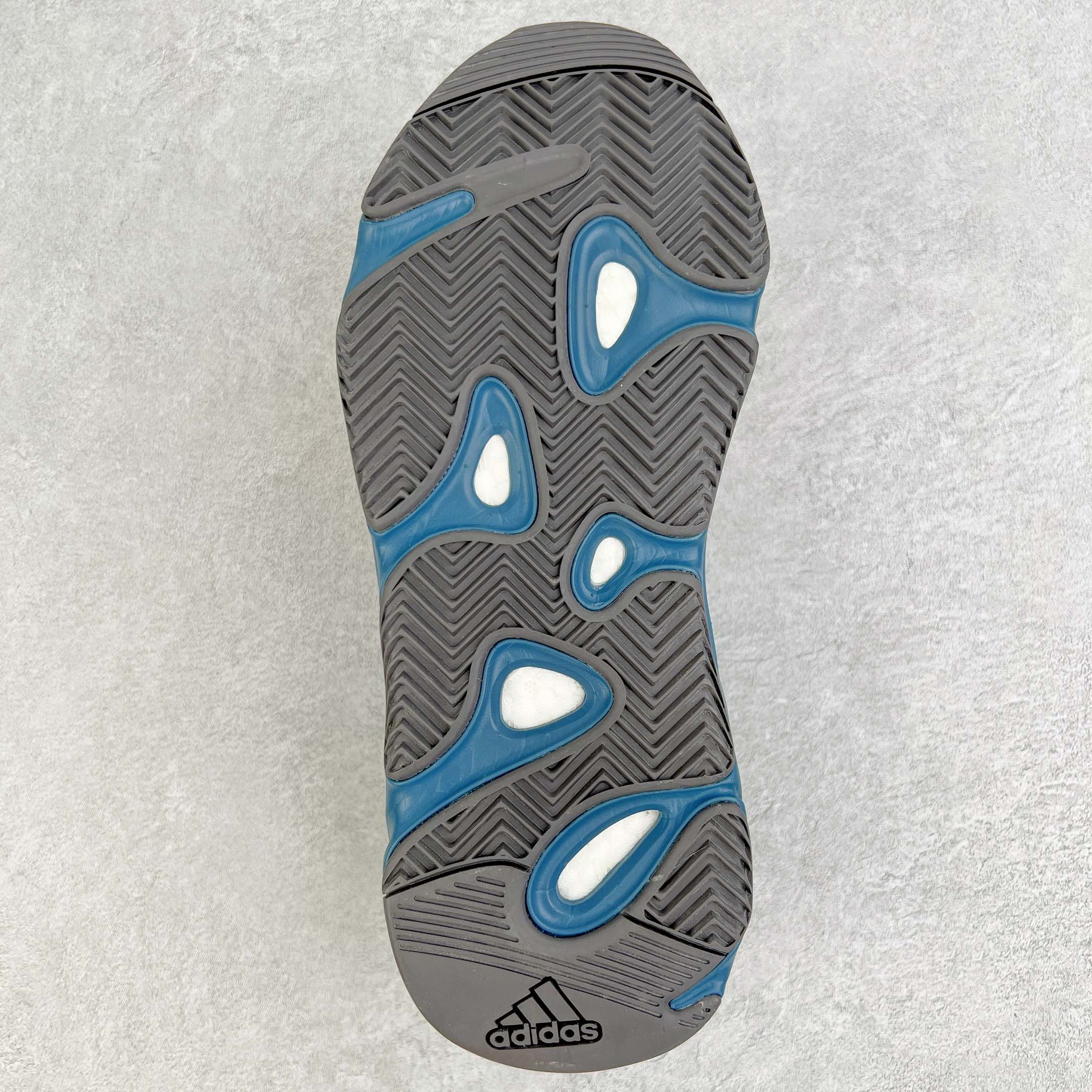 图片[9]-＃JC纯原 Yeezy Boost Runner 700 青铜器 GZ2002 原楦原纸板开发 完美低趴原鞋韵味 市场同价位区间 性价比绝无第二家 正确头层牛巴革材质 原厂3D档案数据 原厂纸板 头层皮料 细节与正品对版 中底内置 Basf 科技 材质轻便 穿着软硬适中 全套纸板模具 原厂3M反光材料尺码：36 36.5 37 38 38.5 39 40 40.5 41 42 42.5 43 44 44.5 45 46 47 48-选品中心