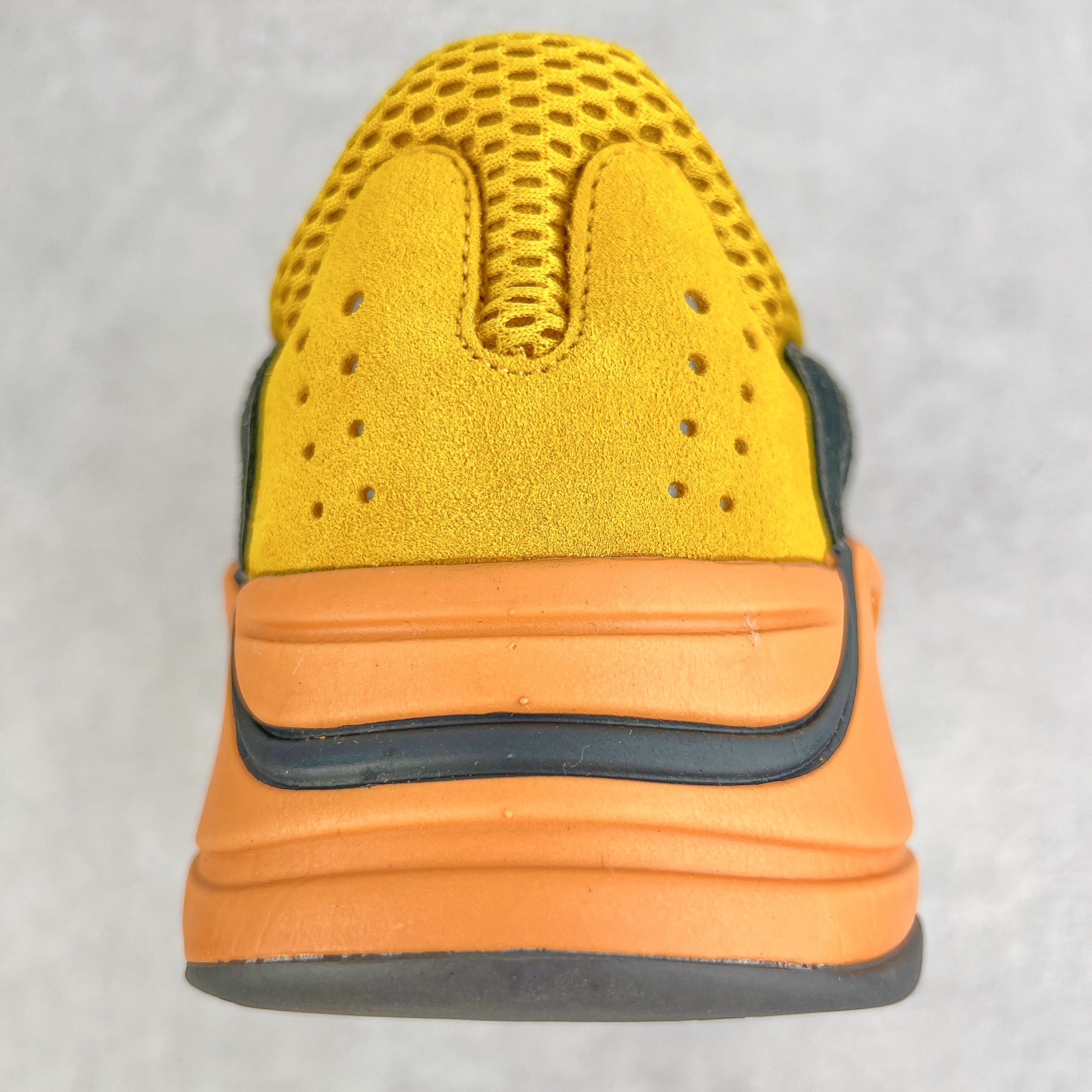 图片[7]-＃JC纯原 Yeezy Boost Runner 700 太阳橙 GZ6984 原楦原纸板开发 完美低趴原鞋韵味 市场同价位区间 性价比绝无第二家 正确头层牛巴革材质 原厂3D档案数据 原厂纸板 头层皮料 细节与正品对版 中底内置 Basf 科技 材质轻便 穿着软硬适中 全套纸板模具 原厂3M反光材料尺码：36 36.5 37 38 38.5 39 40 40.5 41 42 42.5 43 44 44.5 45 46 47 48-选品中心