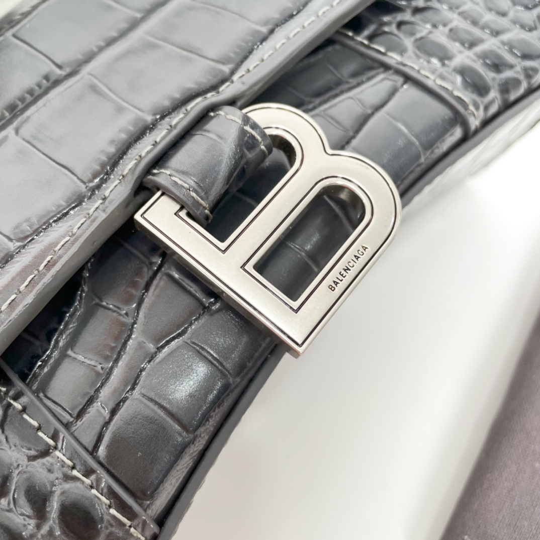 巴黎世家BalenciagaHourglass沙漏包Xs号1️9️cm高级感满满的黑灰色进口原单小牛皮压