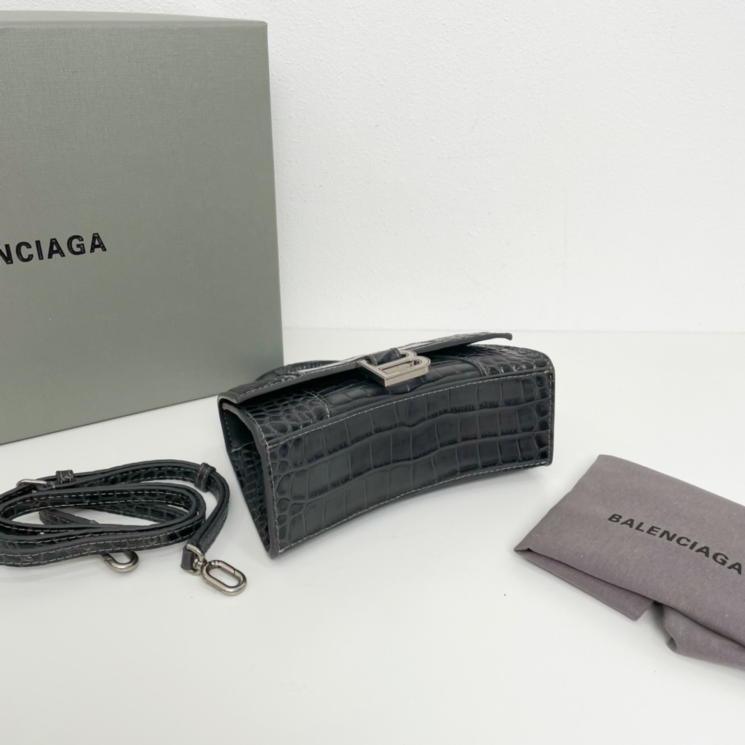 巴黎世家BalenciagaHourglass沙漏包Xs号1️9️cm高级感满满的黑灰色进口原单小牛皮压