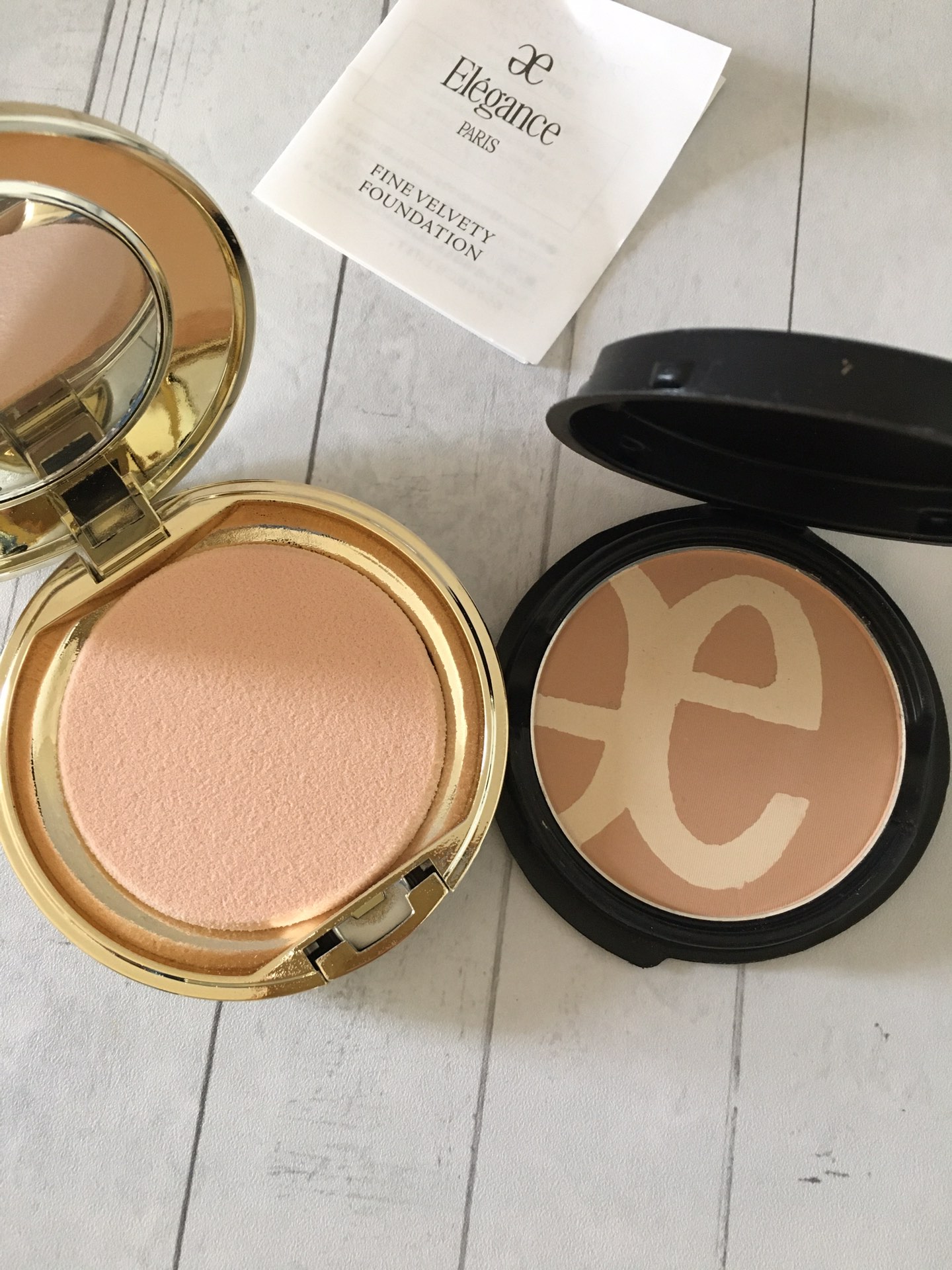 Elegance Paris Dual Color Face Powder Foundation - Ivory White and Natural 6 i1652160894 4776 4