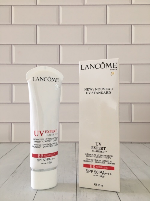 Lancôme UV Expert BB Complete SPF 50 PA+++ - 50ml لحماية وتوحيد لون البشرة 1 Lancôme UV Expert BB Complete SPF 50 PA+++ - 50ml لحماية وتوحيد لون البشرة