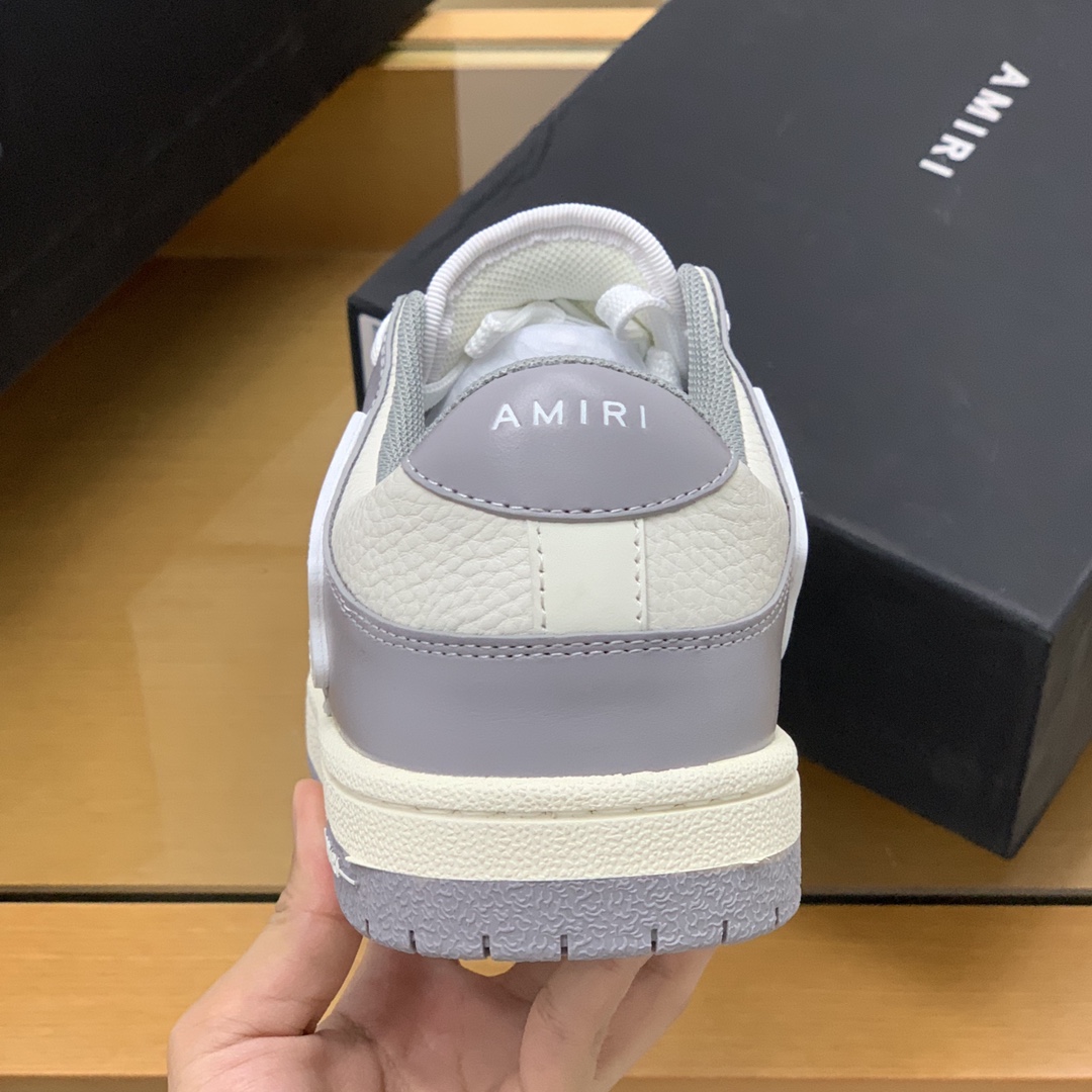 Amiri    此款采用牛皮制成骨头情侣款运动鞋