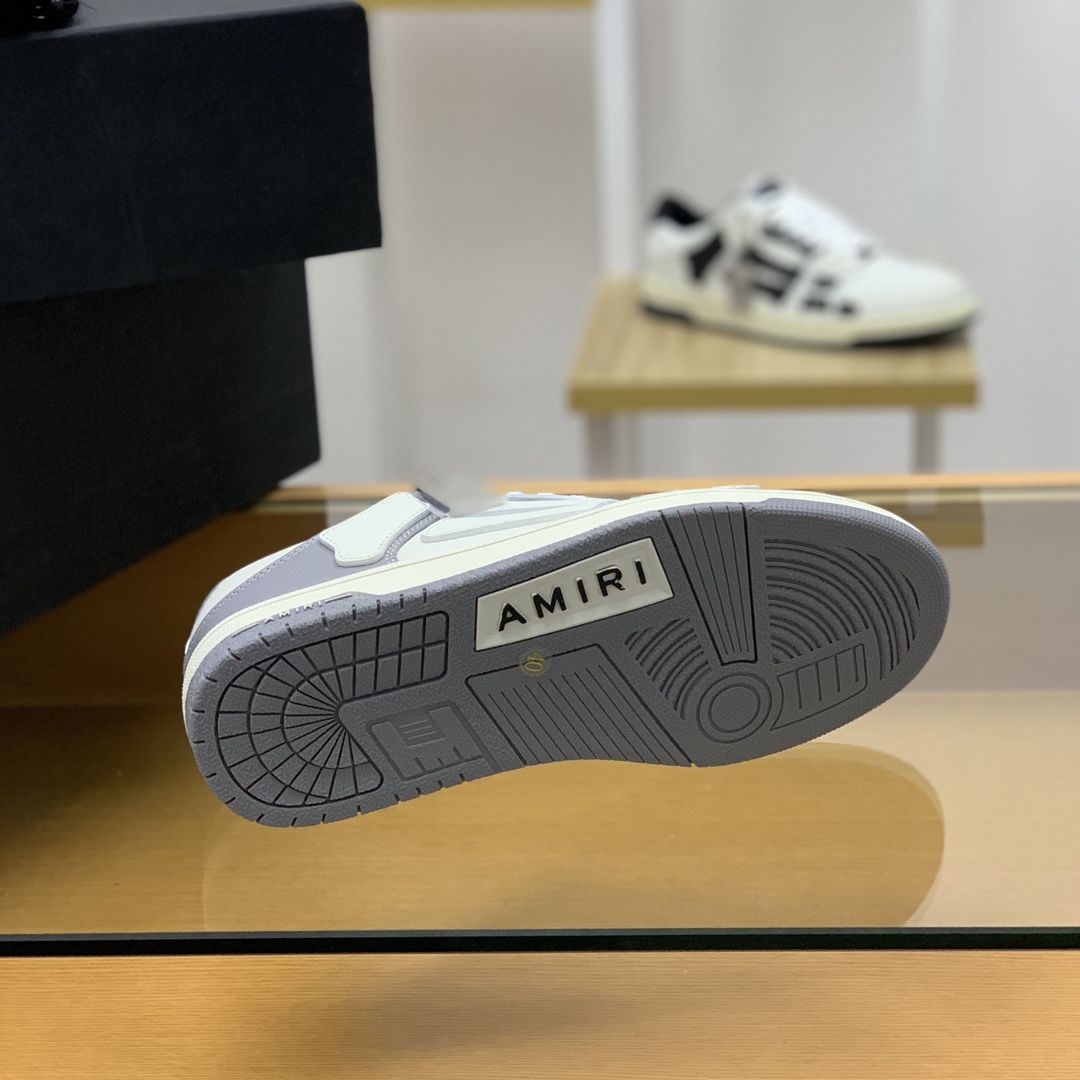 Amiri    此款采用牛皮制成骨头情侣款运动鞋