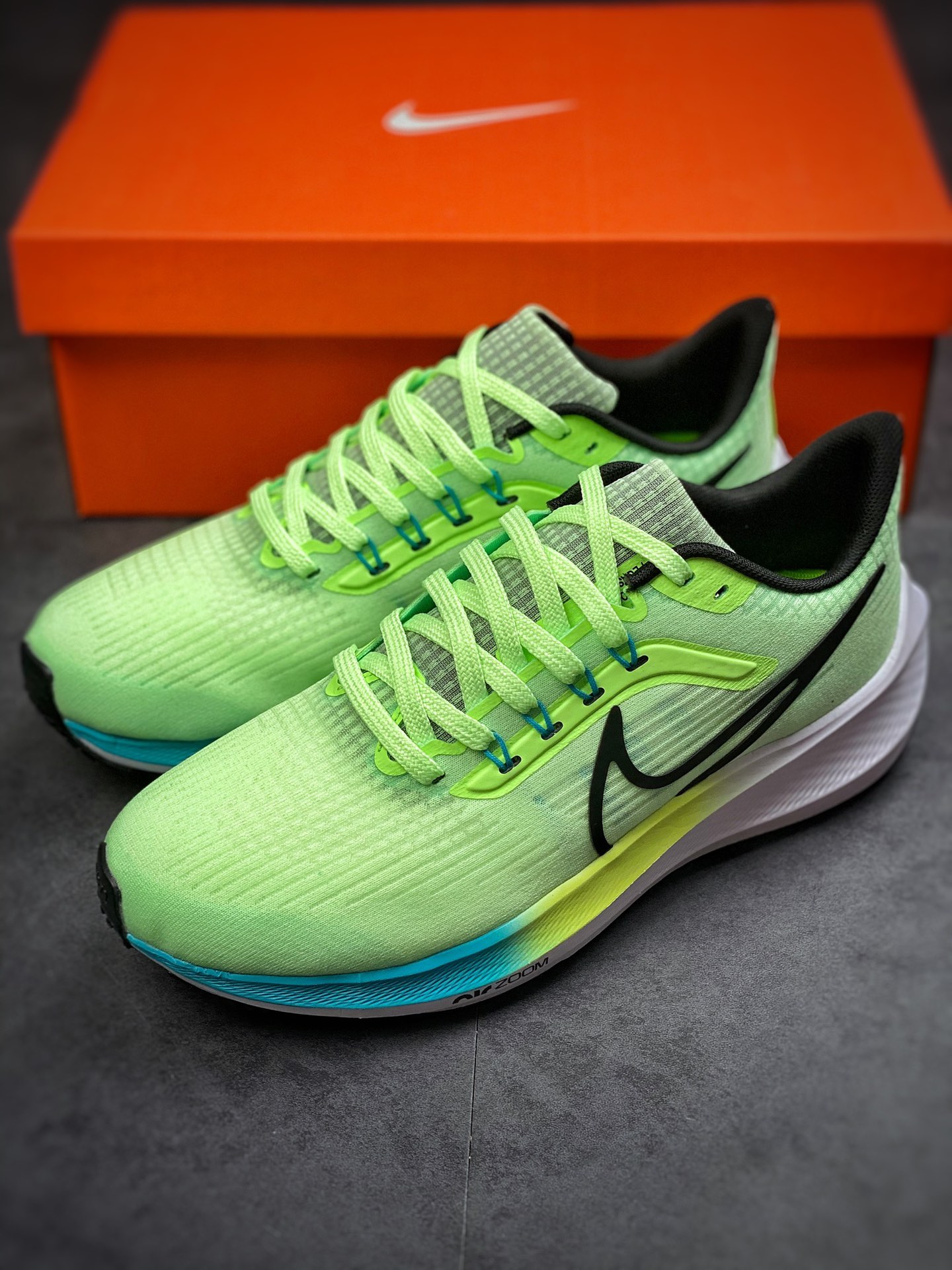 160 Nike Zoom Pegasus 39代慢跑鞋 DU4123-700