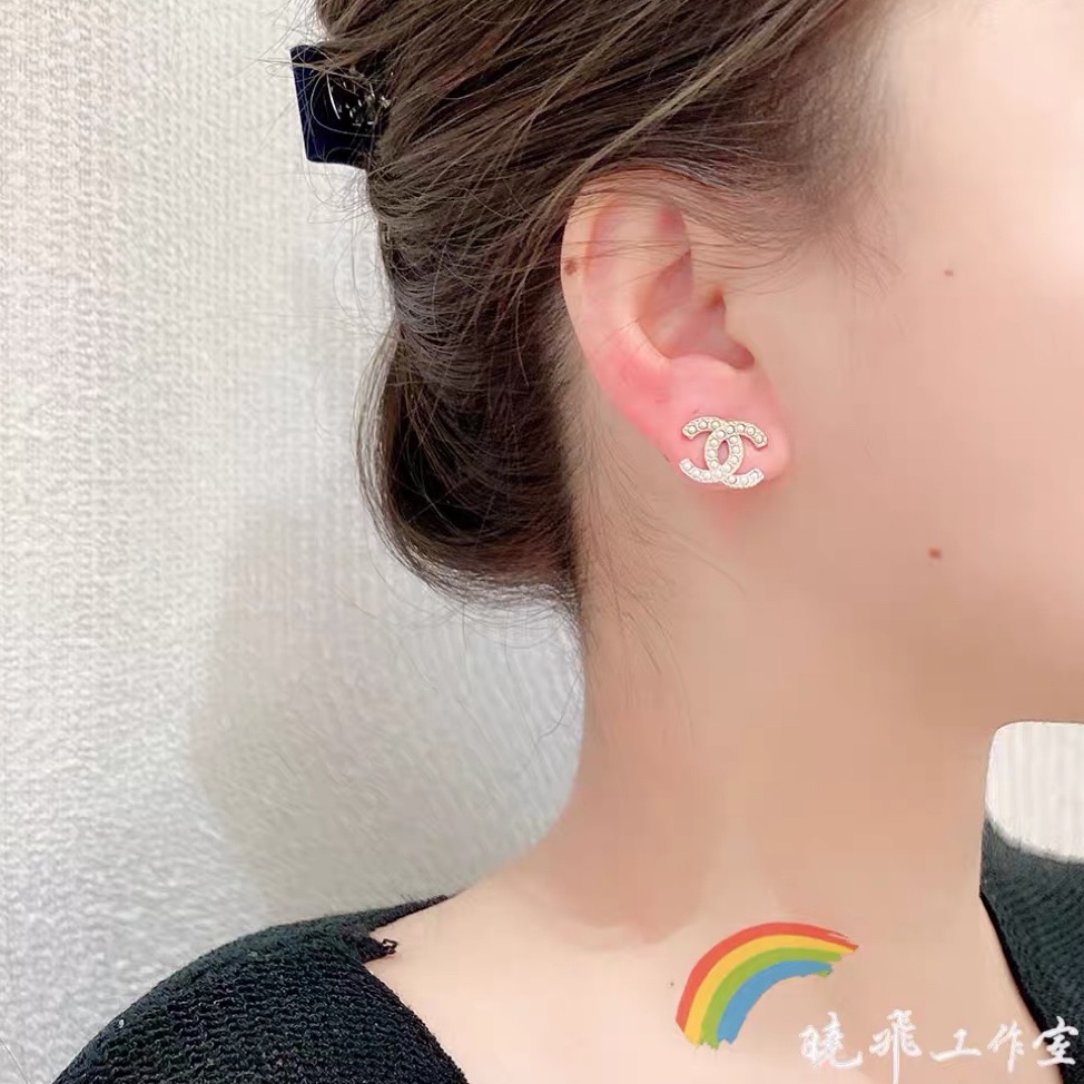 新款☑️CHANEL香奈儿双c珍珠耳钉耳环