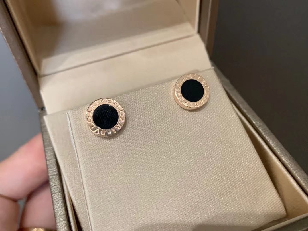 Bvlgari 不要太迷人呢 宝格丽圆耳钉