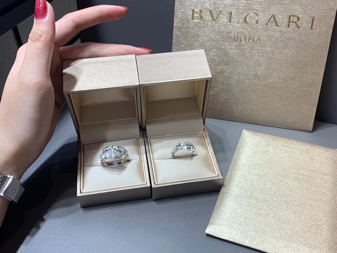 Bvlgari 18k满钻蛇戒情侣对戒 宝格丽 火爆 Serpenti系列~ 对版，欢迎定制 精挑高品质好钻