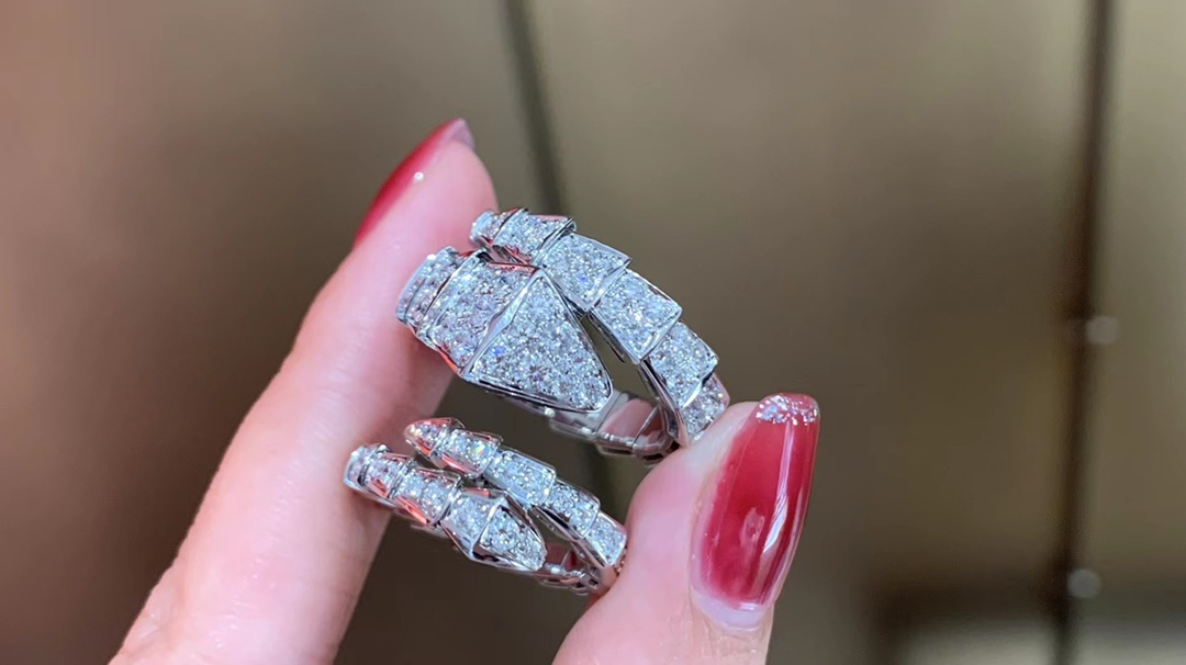 Bvlgari 18k满钻蛇戒情侣对戒 宝格丽 火爆 Serpenti系列~ 对版，欢迎定制 精挑高品质好钻