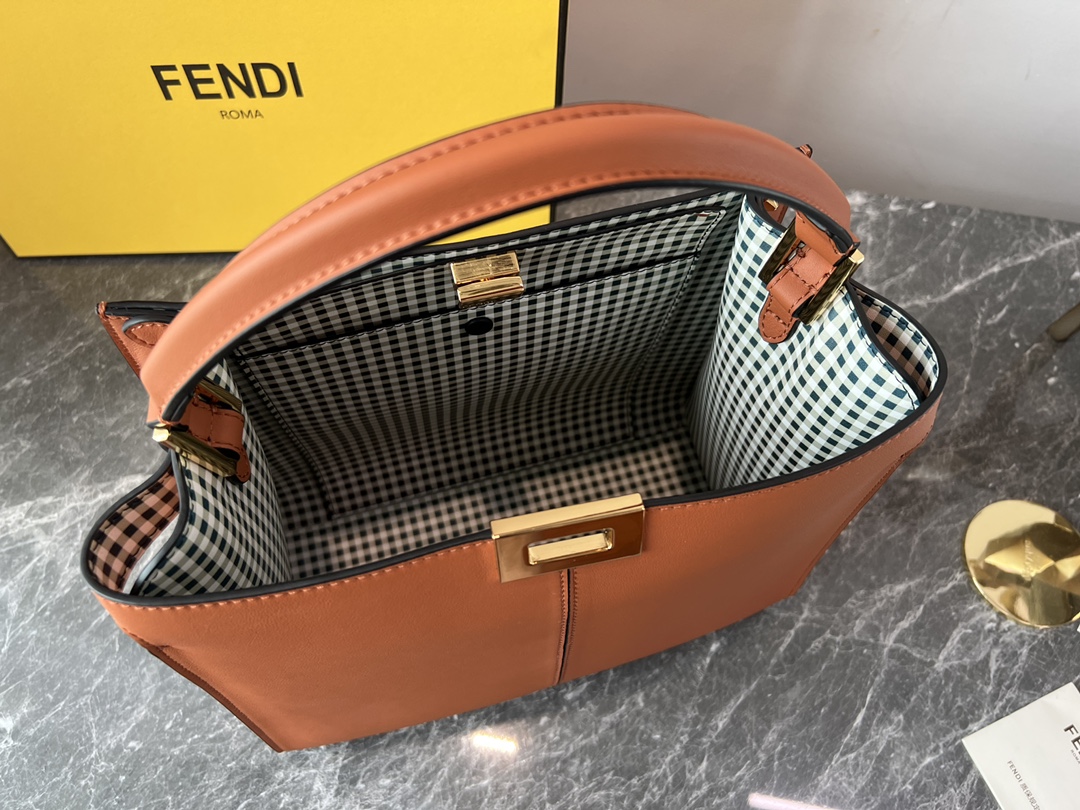 Fend1新款中规中矩从来不是时髦精