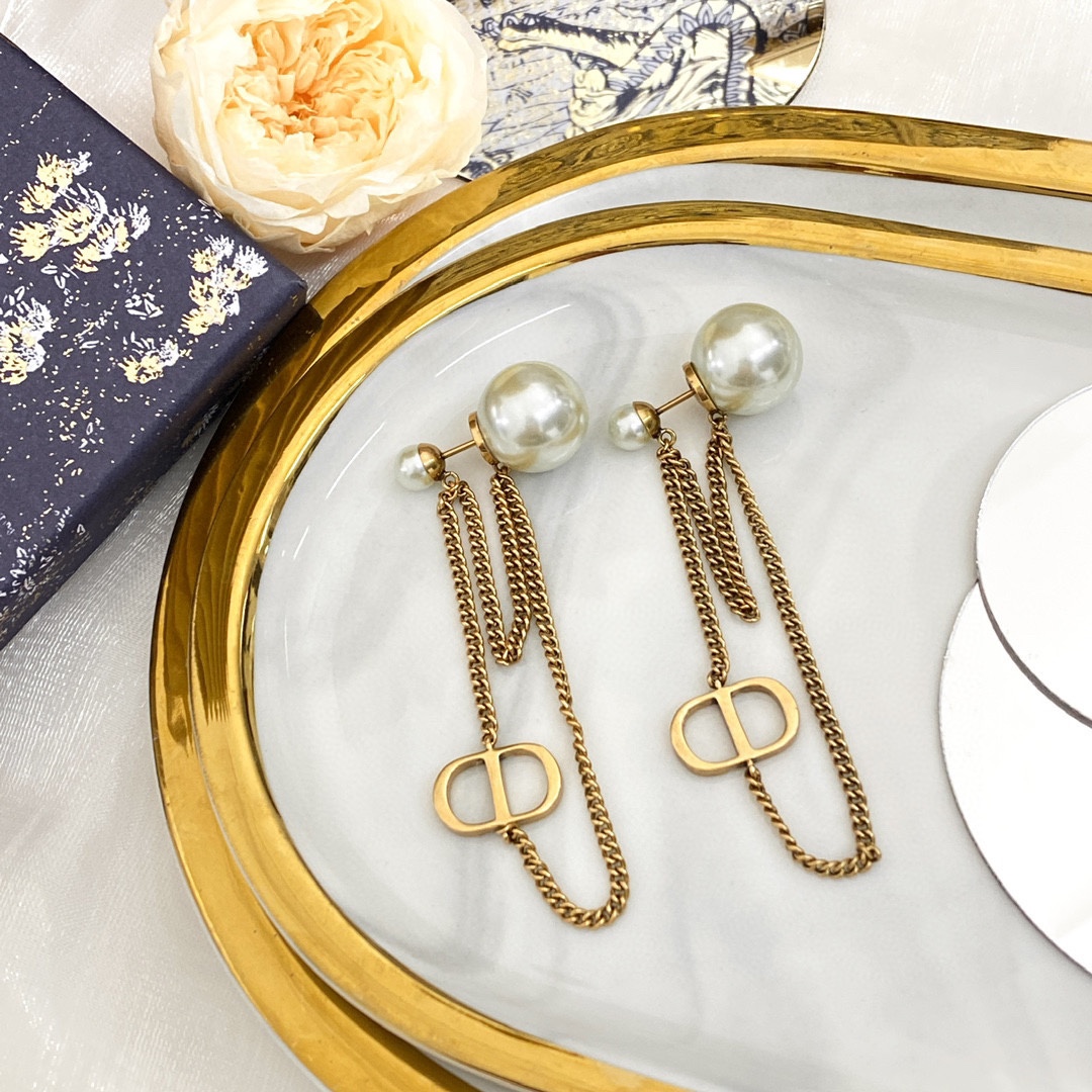 Dior - Earrings
