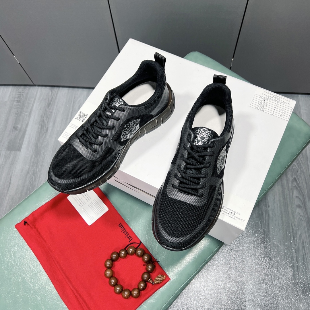 I5 范思哲🔍🔍2022年最 专柜同步发售，意大利进口原版小牛皮，猪皮内里，凸显高端·贵气·档次做工考究，鞋底：原厂特供原版底，⚠独家双层活动成型底超级舒适⚠，实物拍摄🎬实物更赞🔍🔍「高品质·跟单货」