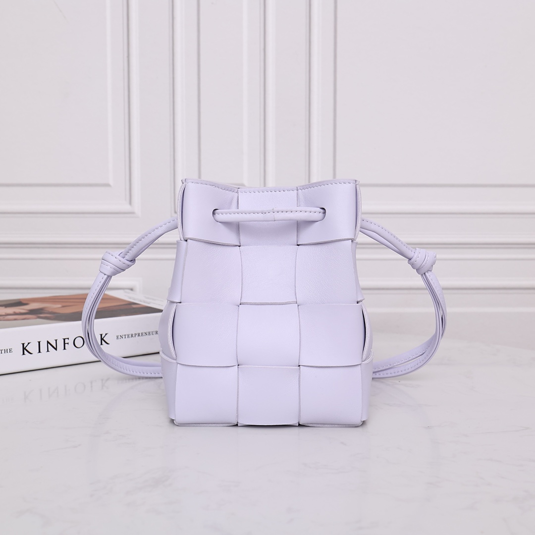 Woven Mini Bucket Bag Drawstring Square
