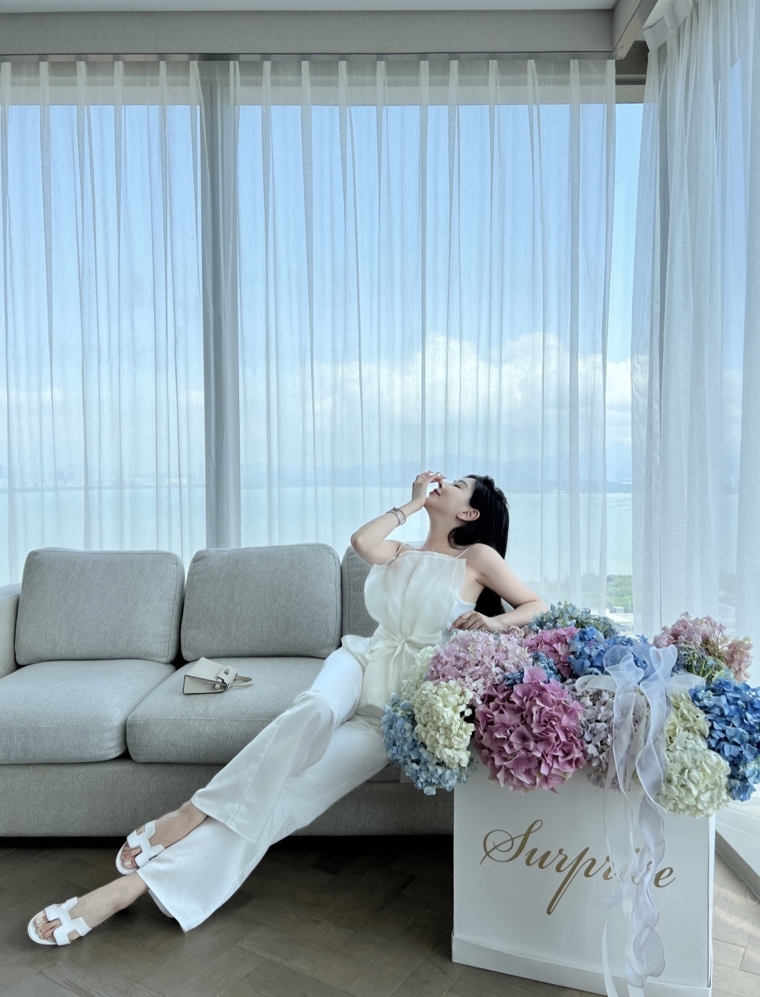 NO:253908,Super popular classic H-shaped mid-heel oasis black and white sandals, slippers, slippers19860909超级受欢迎的万年经典款H型中跟oasis黑白色凉拖鞋,拖鞋,slippers,Women's Shoes