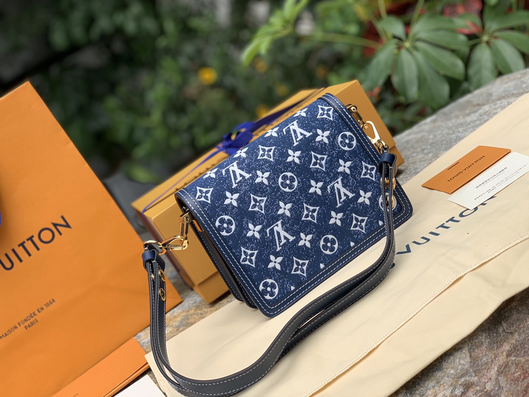 🌼 m59716小号尺寸20 x 15 x 9 cm原厂渠道货！品质有保障！多说一句，2022最新款，但