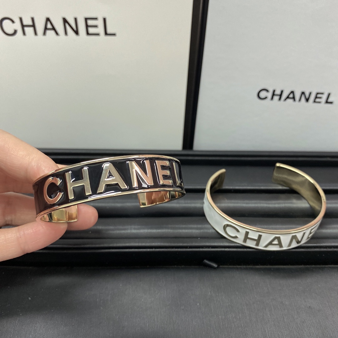 Chanel - Bracelet - JR698EA1EFD3DA