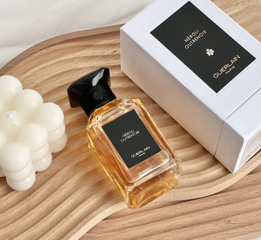 NO:809641,Guerlain Guerlain Art Salon - Orange Blossom 100ml Neutral fragrance attributes Fragrance aromatic citrus top notes petitgrain bergamot tangerine lemon grapefruit middle notes tea neroli orange blossom smoke earthy base notes vanilla myrrh benzoin ambrette oakmoss, perfume19860909Guerlain 娇兰 艺术沙龙 -迷夜橙花100ml 属性中性香 香调芳香柑橘调 前调苦橙叶 香柠檬 蜜橘 柠檬 葡萄柚 中调茶叶 橙花油 橙花 烟雾 土壤气息 后调香草 没药 安息香脂 黄葵 橡木苔,香水,accessory